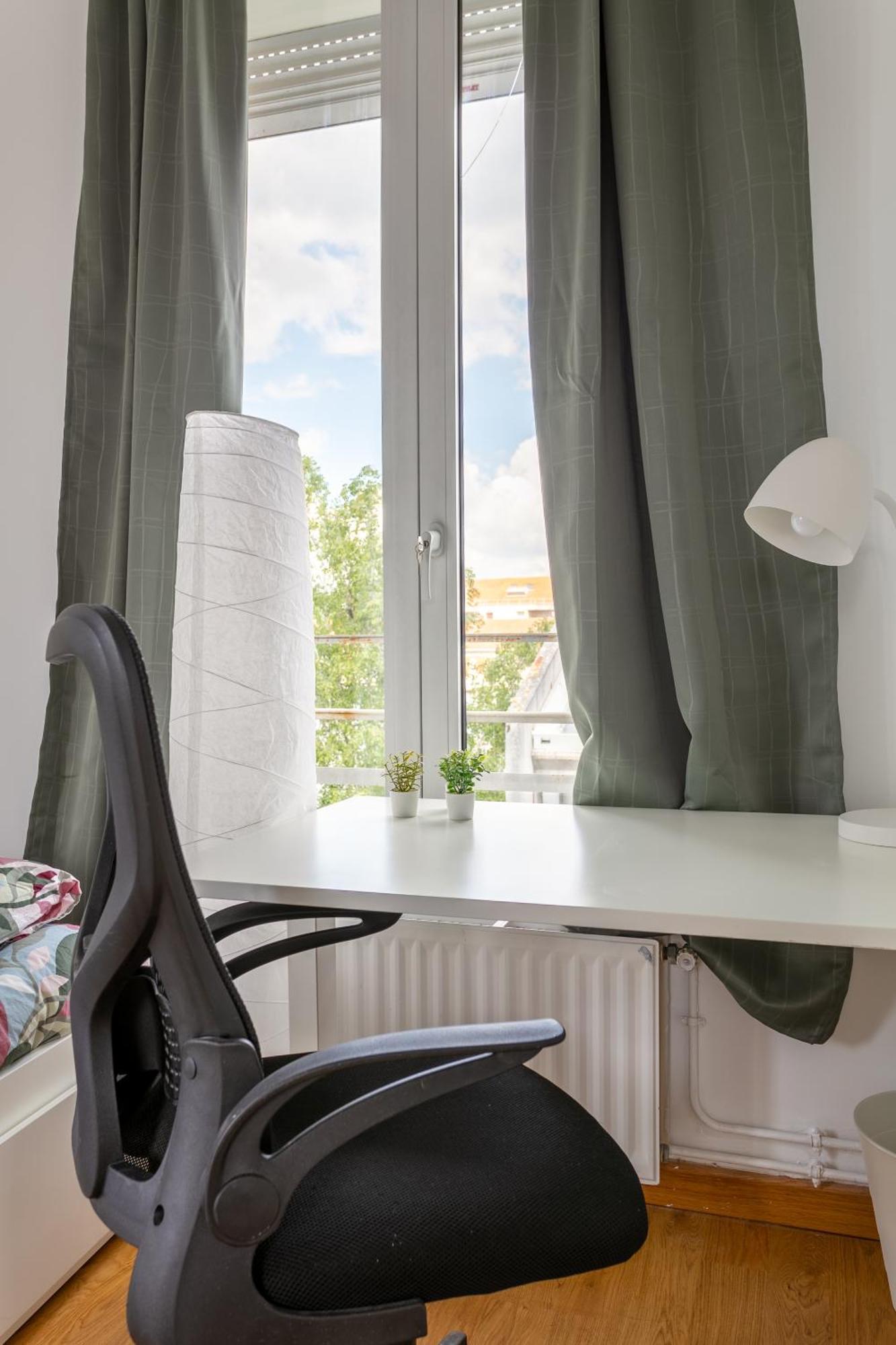 Appartement Parisian Penthouse With Large Terrasse